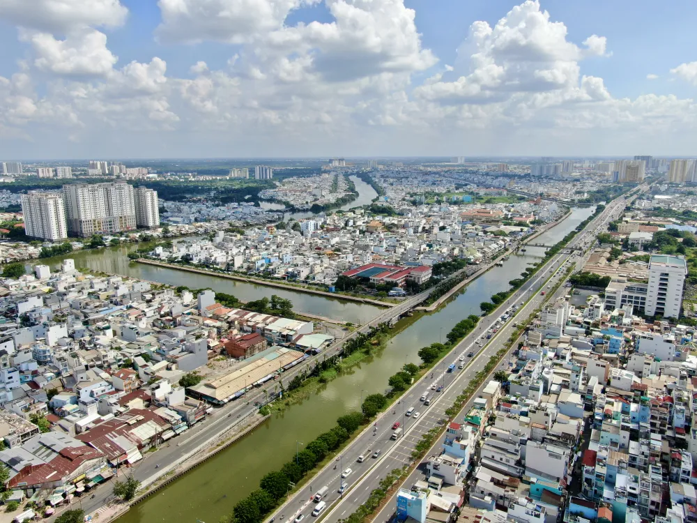Khu vực phường Bình Tiên, TPHCM Ảnh: HOÀNG HÙNG