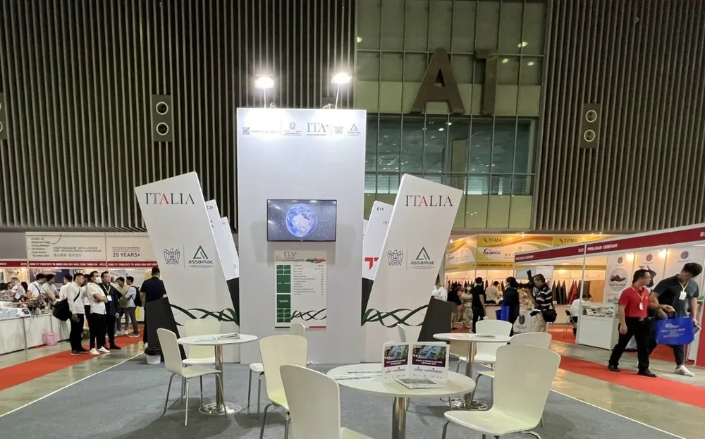 Cụm gian hàng doanh nghiệp Italia tại Shoes & Leather 2023 Cụm gian hàng doanh nghiệp Italia tại Shoes & Leather 2023