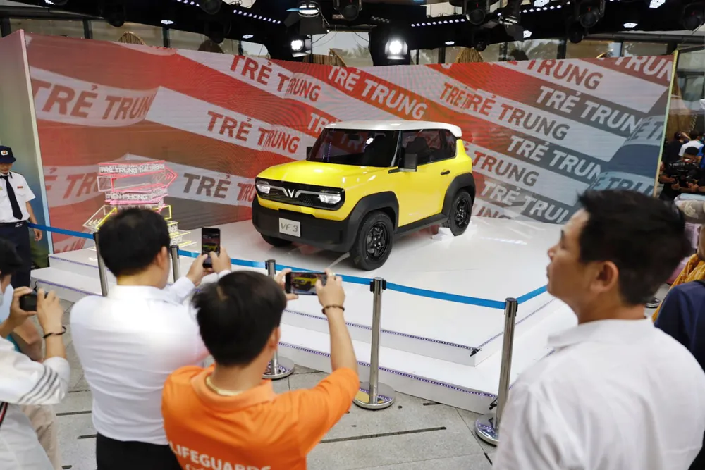 VF 3 thu hút đông đảo khách tham quan triển lãm “VinFast – Vì tương lai xanh” tại TPHCM