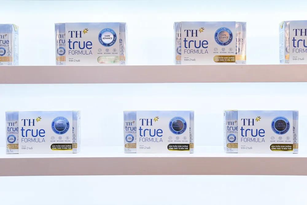 Sản phẩm TH true FORMULA được chuyên gia dinh dưỡng nghiên cứu và phát triển dành cho lứa tuổi vàng, hỗ trợ trẻ phát triển toàn diện.