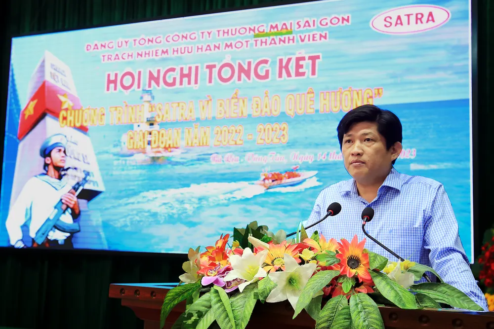 Bí thư Đảng ủy – Chủ tịch Hội đồng thành viên SATRA Nguyễn Hữu Nghĩa Phát động Chương trình “SATRA vì biển đảo quê hương” năm 2023-2024. Ảnh: SATRA Bí thư Đảng ủy – Chủ tịch Hội đồng thành viên SATRA Nguyễn Hữu Nghĩa Phát động Chương trình “SATRA vì biển đảo quê hương” năm 2023-2024. Ảnh: SATRA