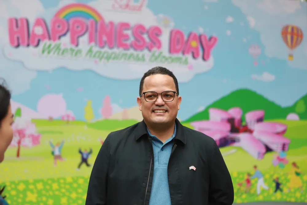 Ngài Đại sứ.JPG