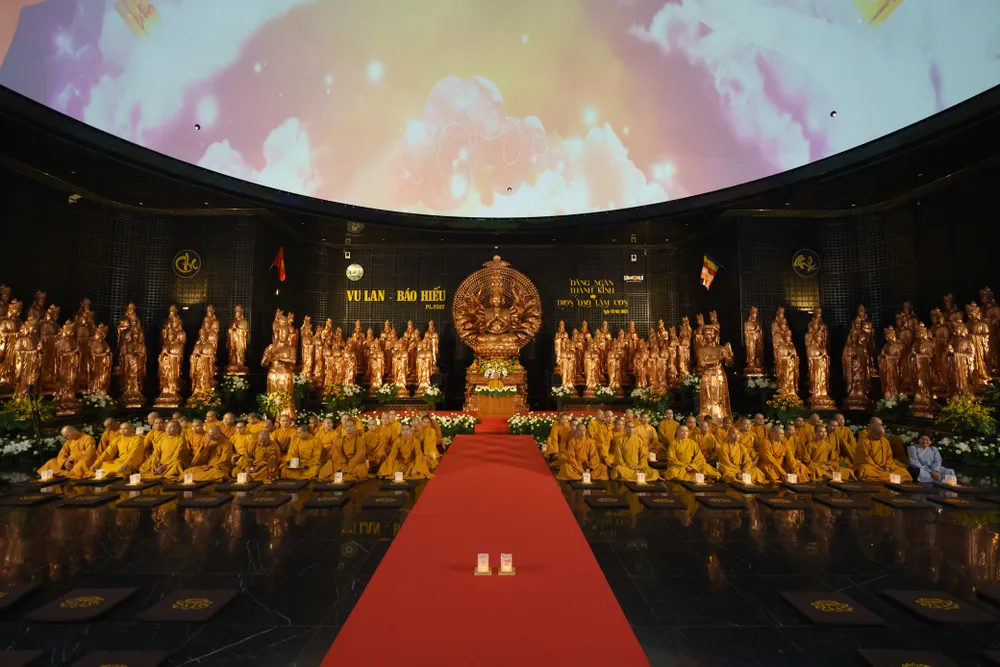 Vu Lan Núi Bà Đen.jpg