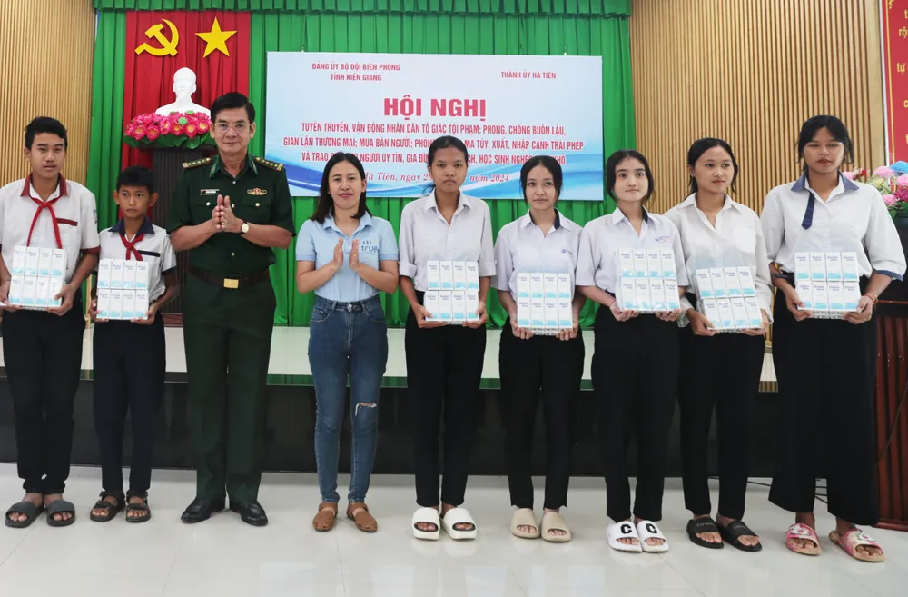 Hình 5. Dalatmilk tai Kien Giang.jpg