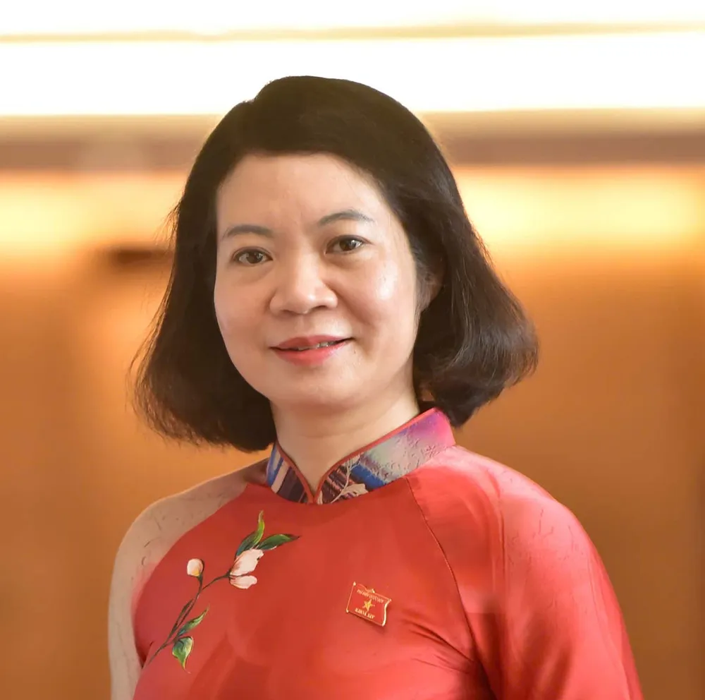 Mai Thị Phương Hoa.jpg