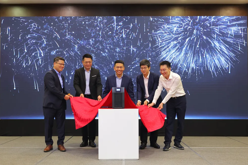 Sản phẩm mới được thiết kế linh hoạt, mở rộng hỗ trợ thời gian hoạt động kéo dài và ứng dụng trong nhiều ngành công nghiệp khác nhau.jpg