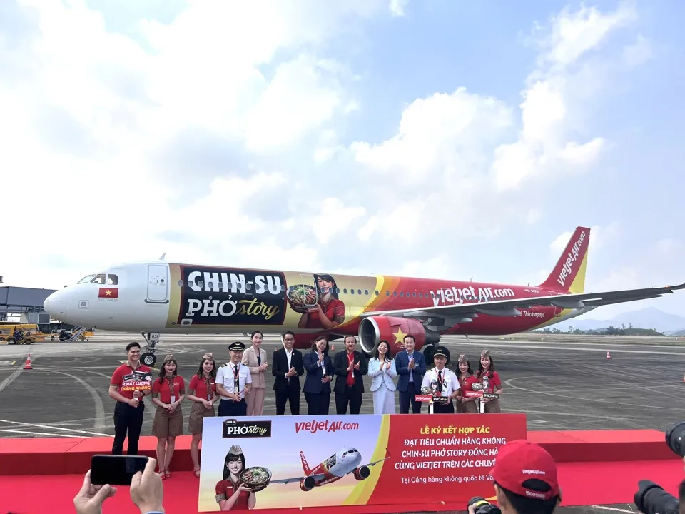 Masan Consumer và Vietjet hợp tác đưa CHIN-SU Phở Story ra thế giới.jpg