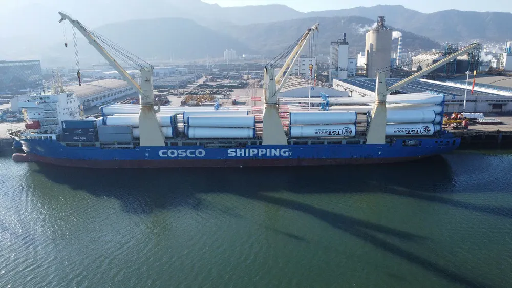 Ảnh 3_Lô hàng tuabin đầu tiên xuất cảnh_1.jpg