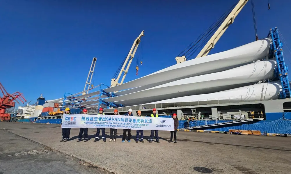 Ảnh 4_Lô hàng tuabin đầu tiên xuất cảng_2.jpg