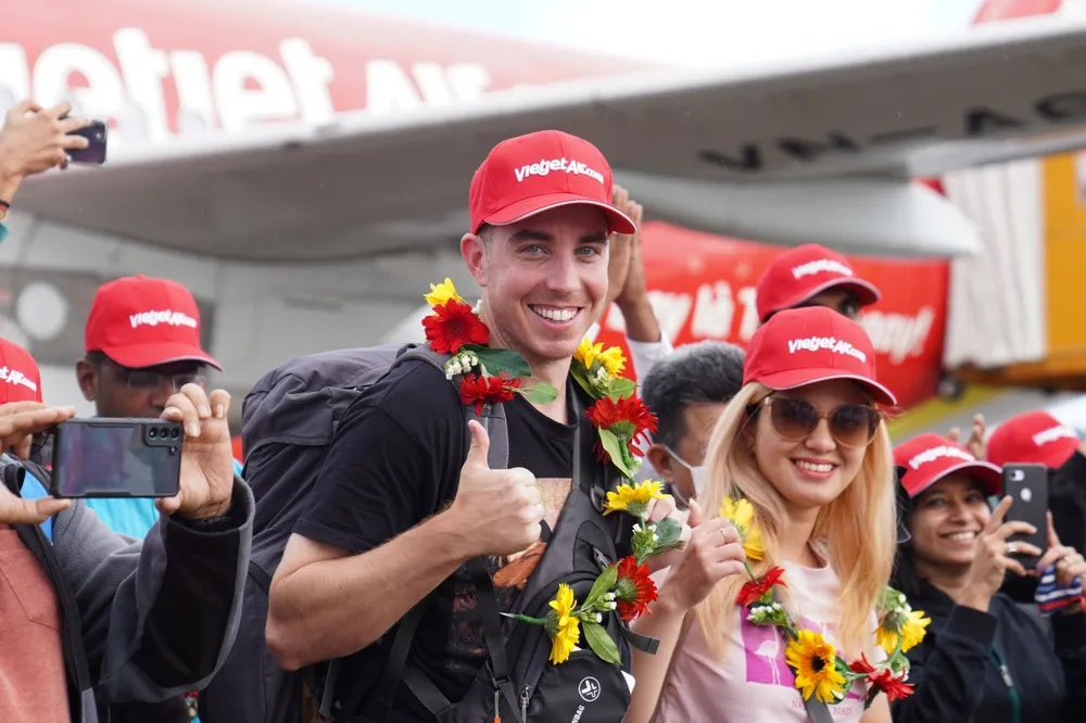 Hanh khach quoc te.png