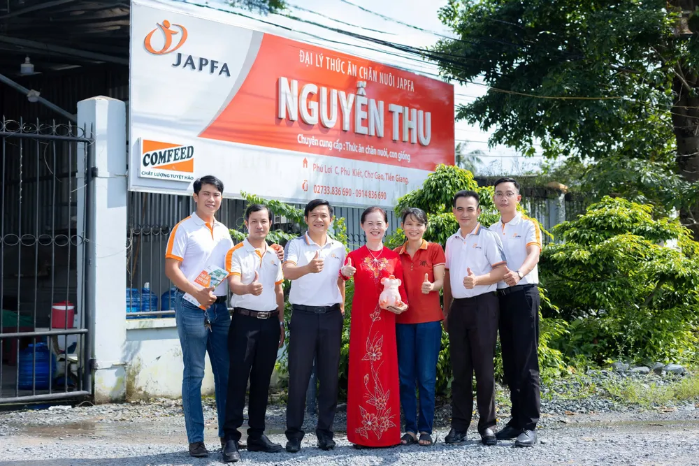 Đại lý Nguyễn Thị Lệ Thu (Tiền Giang) lựa chọn đồng hành và hợp tác với Japfa từ năm 2005 (1).jpg