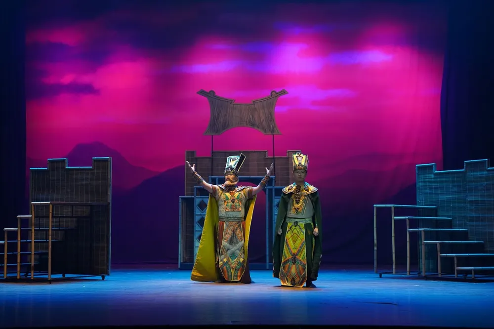 Học sinh Victoria School thể hiện tài năng diễn xuất qua những phân cảnh nội tâm