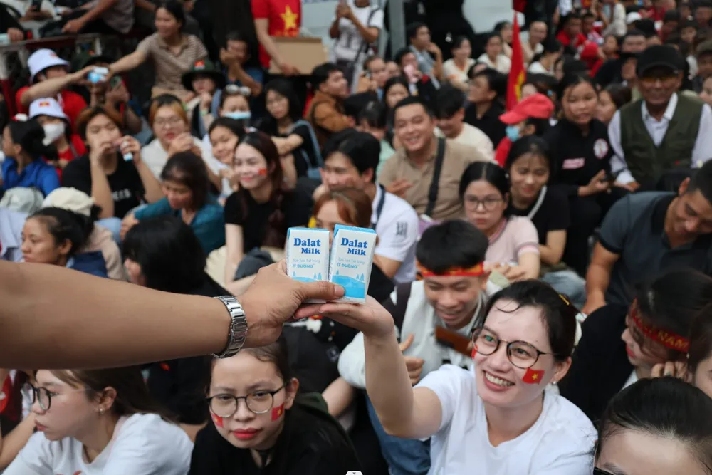 TH tiep suc 30.4 H8 (1).jpg