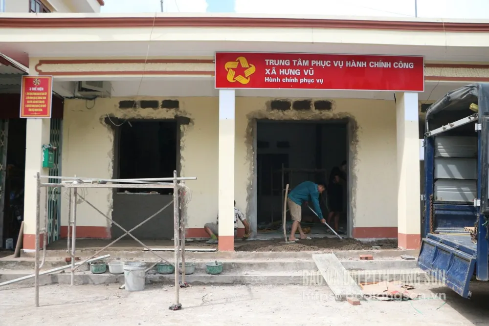 Trụ sở xã Hưng Vũ đang được cải tạo để vận hành đơn vị hành chính cấp xã mới
