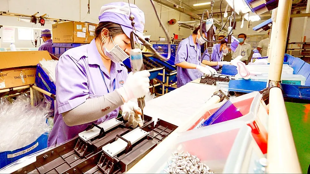 Xây 'bệ đỡ' pháp lý vững chắc cho DN phát triển