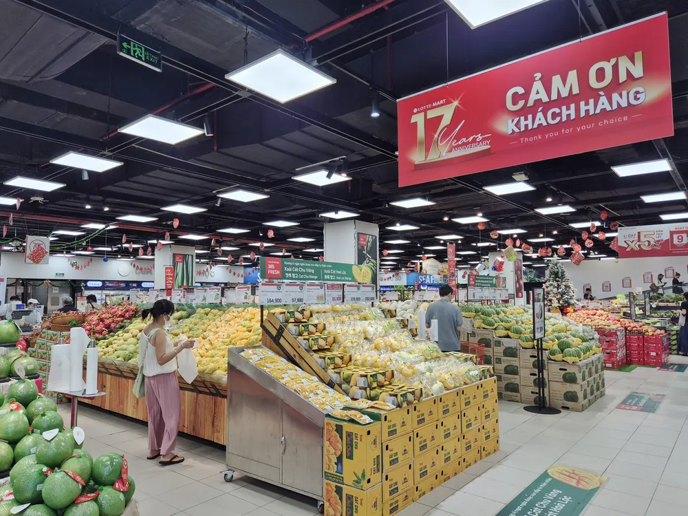 Khách hàng thành viên của LOTTE MART được hưởng song song nhiều chương trình ưu đãi.jpeg