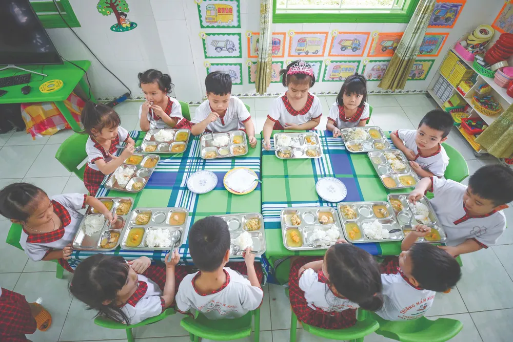 anh 3 - Bua an hoc duong-mo hinh diem 5.jpg