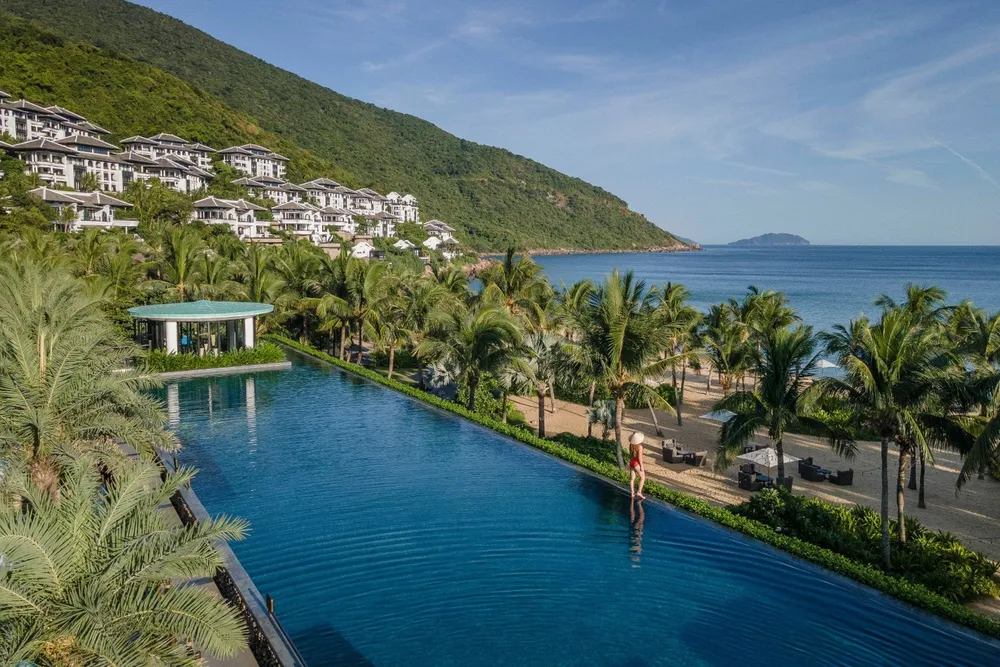 intercontinental-danang-1.jpg