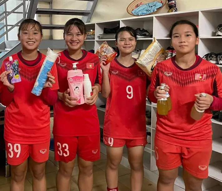 CLB cộng đồng Immanuel - ‘Gà đẻ trứng vàng’ cho bóng đá Huế ảnh 2