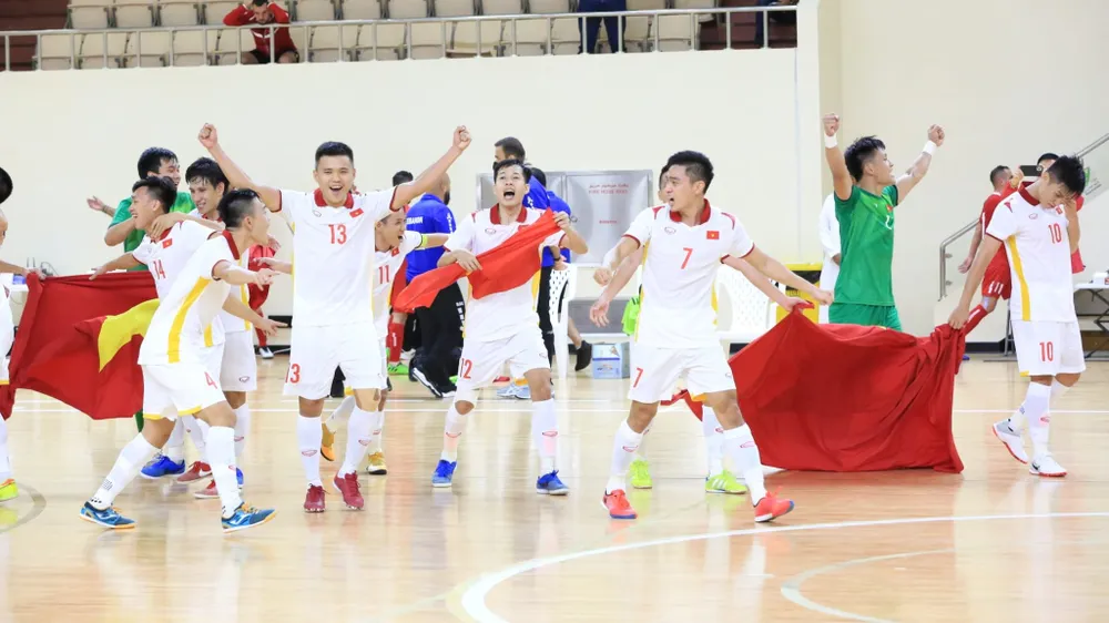 FIFA kỳ vọng Minh Trí sẽ giúp Việt Nam tỏa sáng ở Futsal World Cup ảnh 1