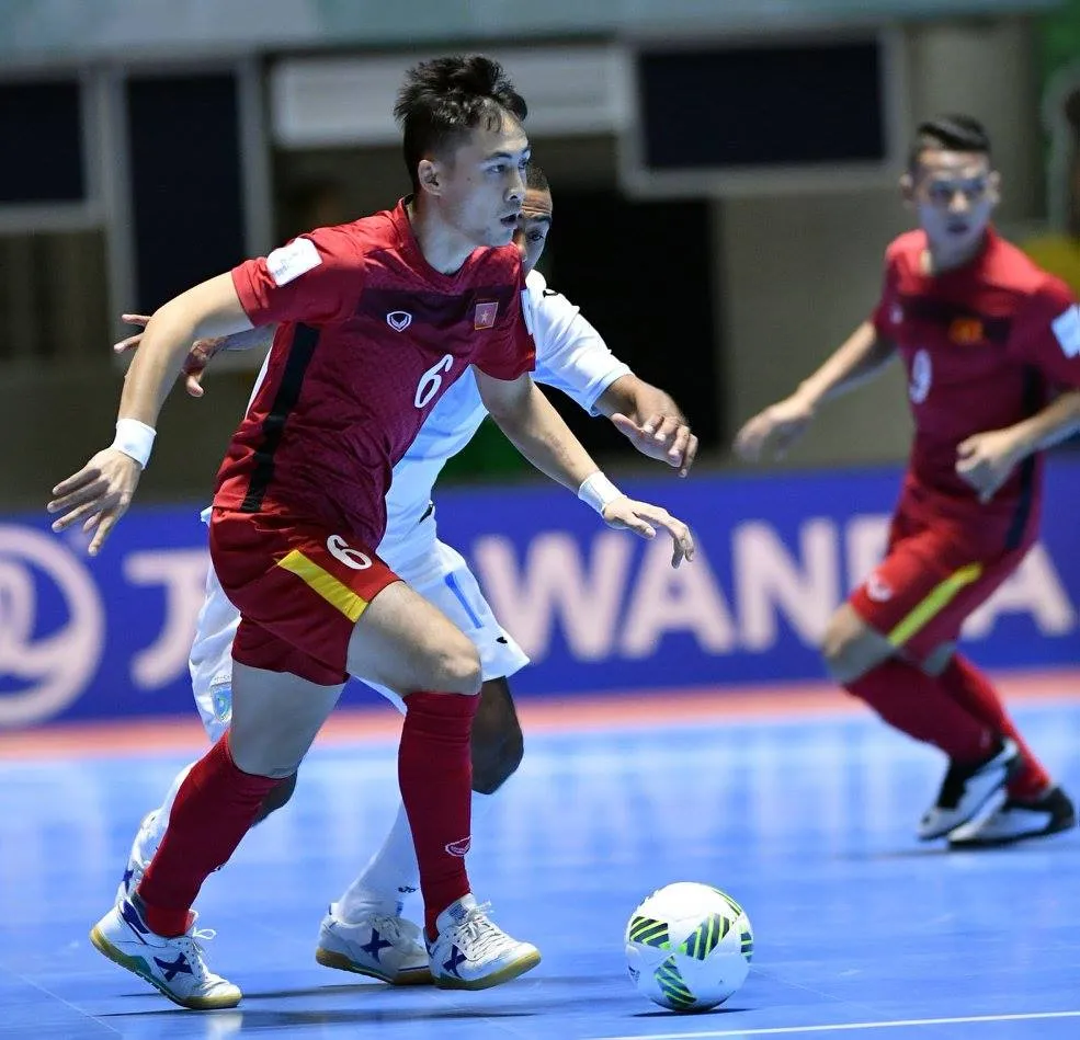 Đàn anh ‘mách nước’ để đàn em vượt qua áp lực ở Futsal World Cup ảnh 1