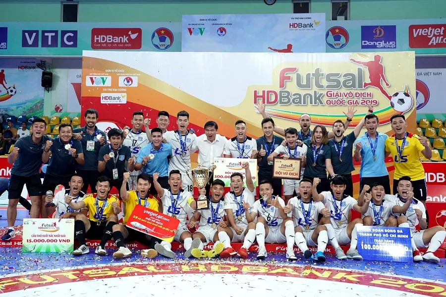 HLV Phạm Minh Giang - Từ ‘thợ học việc’ đến kỷ lục gia của futsal Việt ảnh 3
