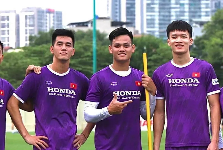 Hậu vệ ‘gắn mác tiền đạo’ Hồ Tấn Tài, đời từ nay đổi phận? ảnh 2