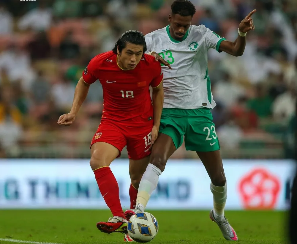 Saudi Arabia xây chắc ngôi đầu nhờ đánh bại Trung Quốc ảnh 1