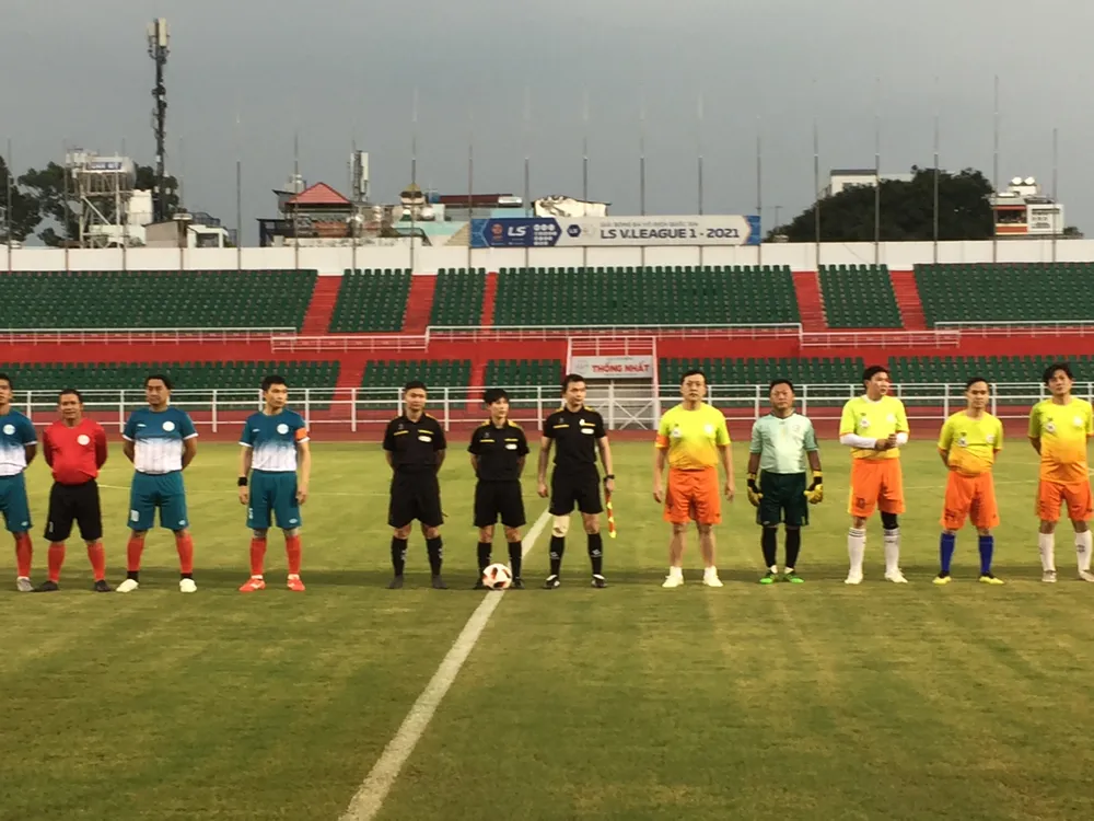 Bóng đá phong trào TPHCM tìm cách trở lại sau dịch Covid-19 ảnh 2