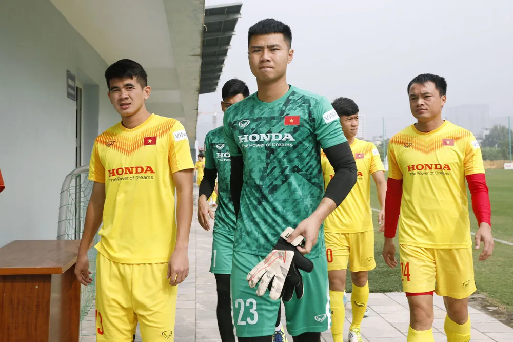 Thủ môn Văn Toản đón nhận tin buồn trước thềm vòng loại U23 châu Á ảnh 1