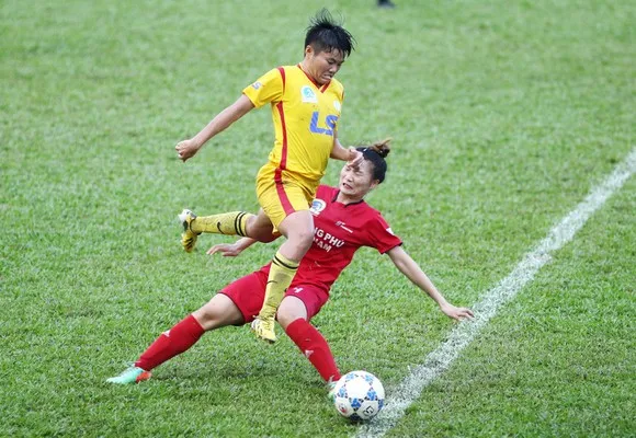 Khó khăn trăm bề của bóng đá nữ TPHCM ảnh 2