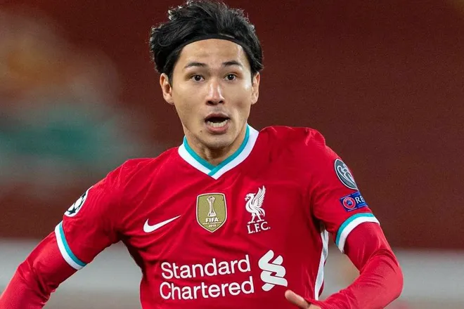 Minamino di chuyển bằng phi cơ riêng đến Hà Nội để chuẩn bị đấu với đội tuyển Việt Nam. Ảnh: AP