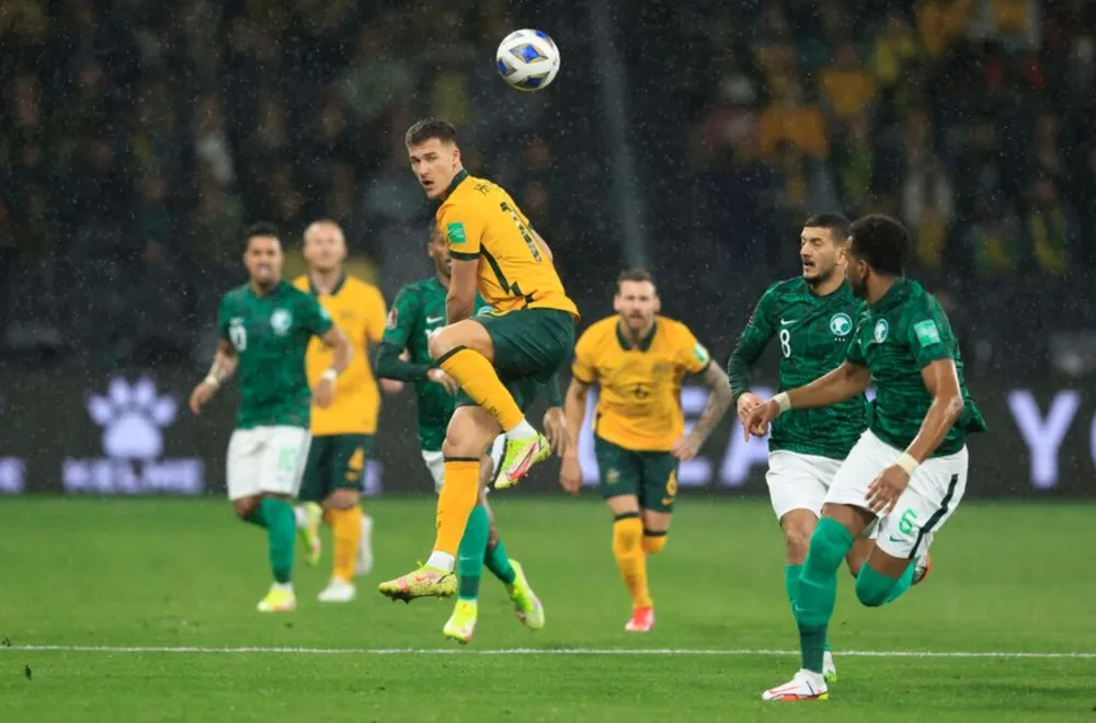 Saudi Arabia giữ vững ngôi đầu trước khi gặp tuyển Việt Nam ảnh 1