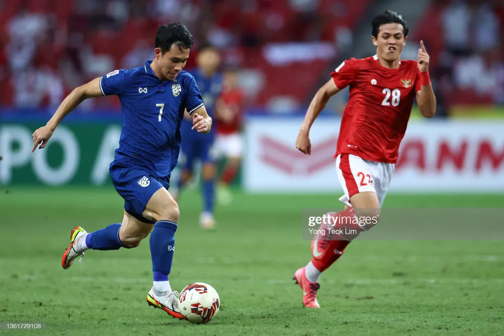 Thái Lan đặt một tay vào chức vô địch AFF Cup 2020 ảnh 2