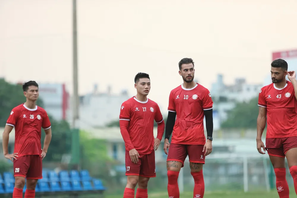 Nhộn nhịp chuyển động ngoại binh V-League ảnh 2