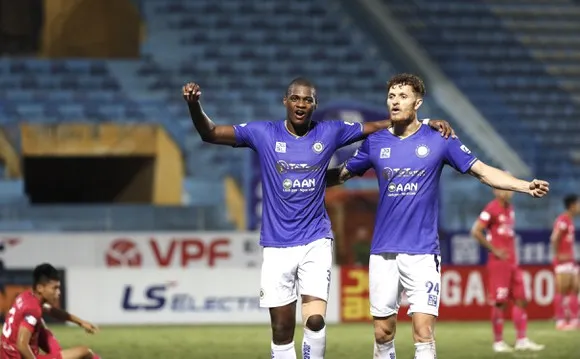 Nhiều khả năng Hà Nội FC sẽ thi đấu 3 ngoại binh ở hàng tấn công ảnh 1