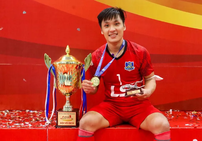 Hồ Văn Ý - Chỉ bên gia đình là mùa Xuân thôi! ảnh 1