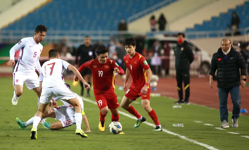 HLV Park Hang-seo: ‘CĐV Việt Nam quá tham lam’ ảnh 1