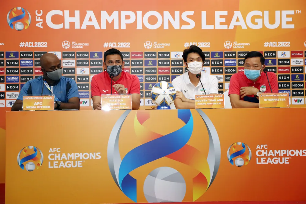 HLV Kiatisak háo hức sau 17 năm HAGL mới trở lại AFC Champions League