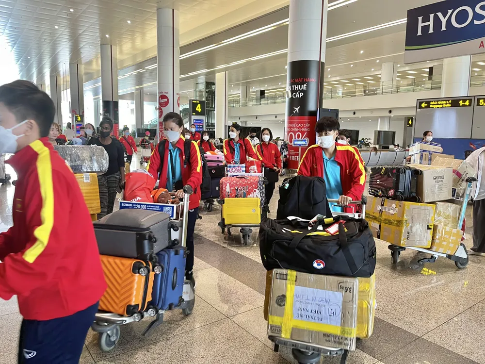 Futsal nữ Việt Nam kết thúc tập huấn nước ngoài, gia nhập ‘làng’ SEA Games 31 ảnh 1