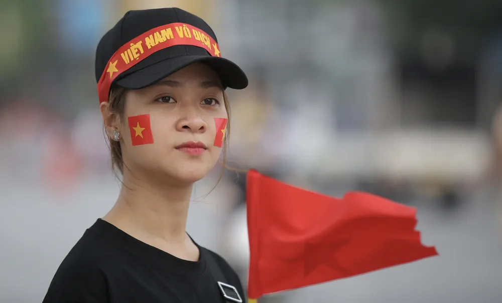 CĐV Phú Thọ hâm nóng trước trận U23 Việt Nam - U23 Indonesia ảnh 6