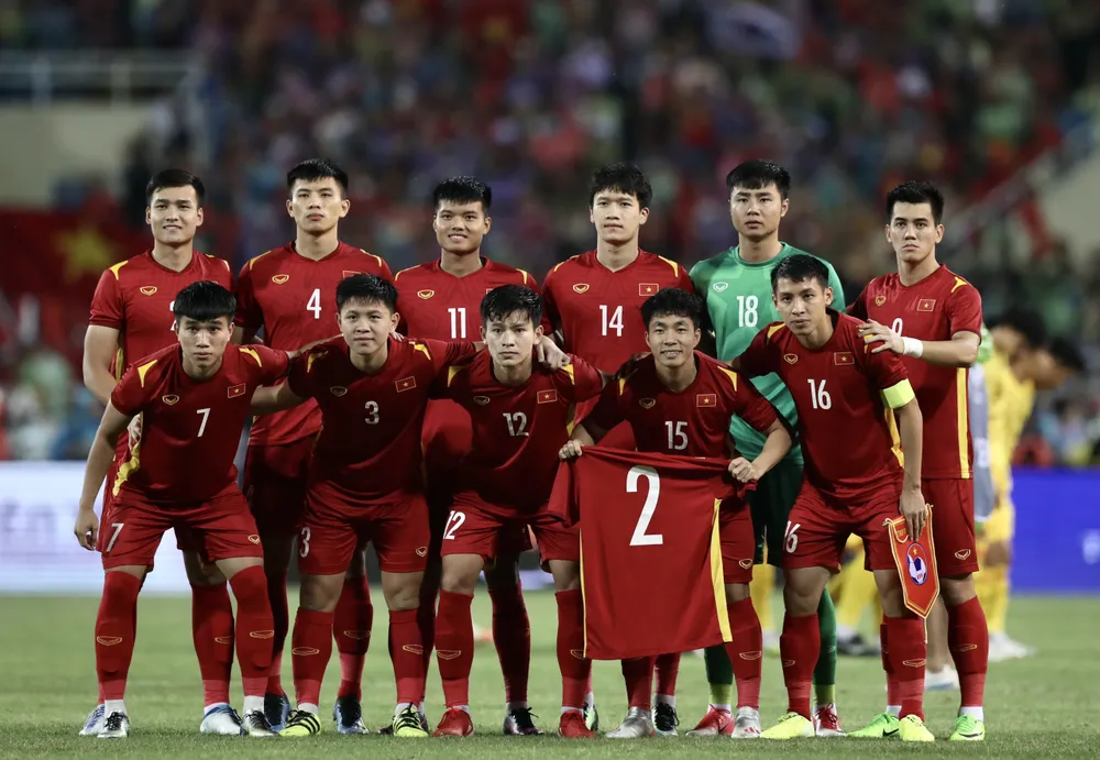 Khoảnh khắc đăng quang của U23 Việt Nam tại SEA Games 31 ảnh 1