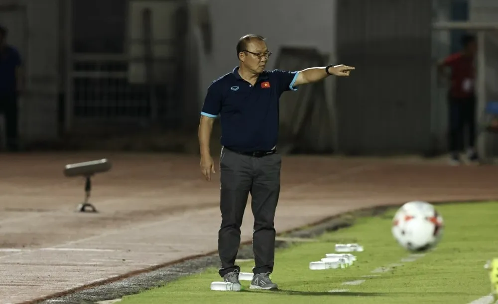 HLV Park Hang-seo ra mắt khán giả TPHCM bằng chiến thắng cùng đội tuyển Việt Nam ảnh 3