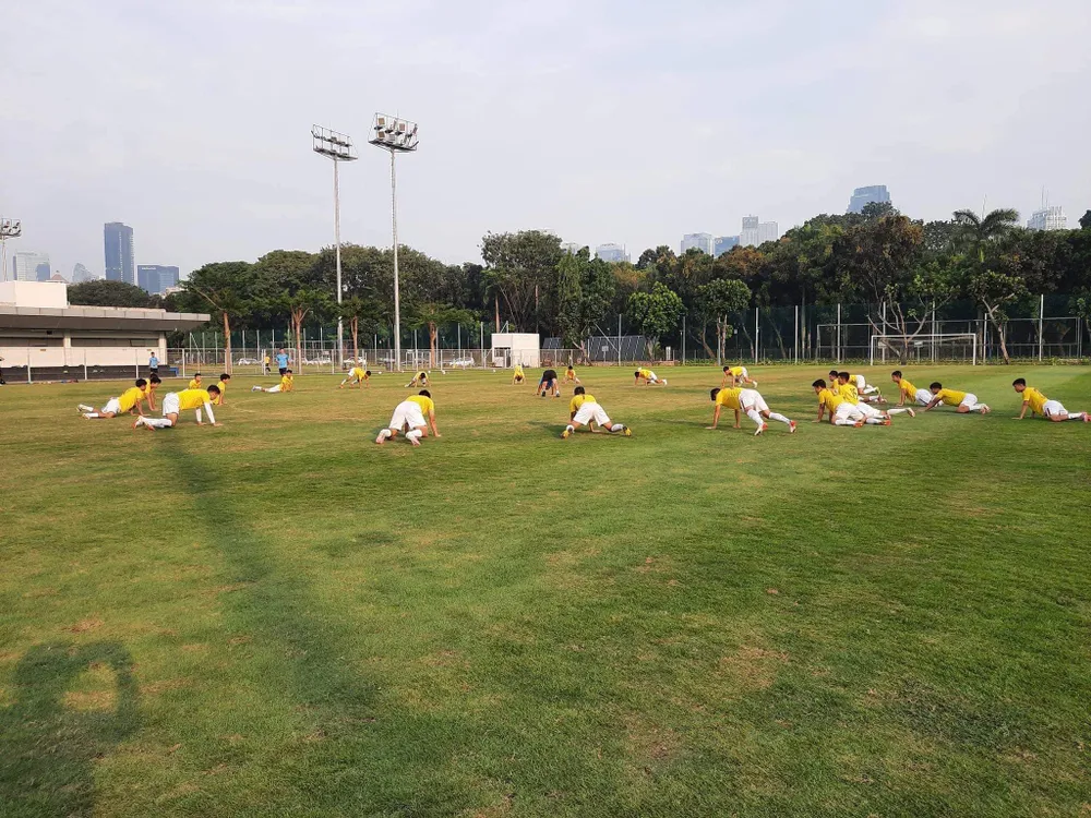 Buổi tập của U19 Việt Nam không bị fan Indonesia quấy rối ảnh 1