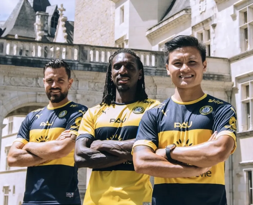 Những bước chạy đầu tiên của Quang Hải ở Ligue 2 ảnh 1