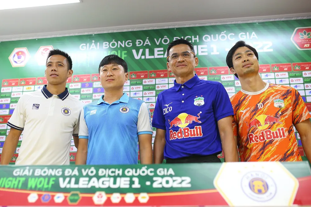 HLV Kiatisuk: “Công Phượng sẽ là đội trưởng của HAGL khi đấu Hà Nội FC” ảnh 1