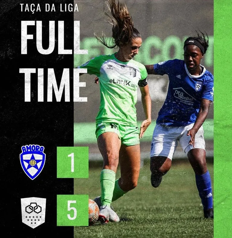 Người hâm mộ Việt Nam sốt ruột chờ Huỳnh Như ra sân ảnh 1