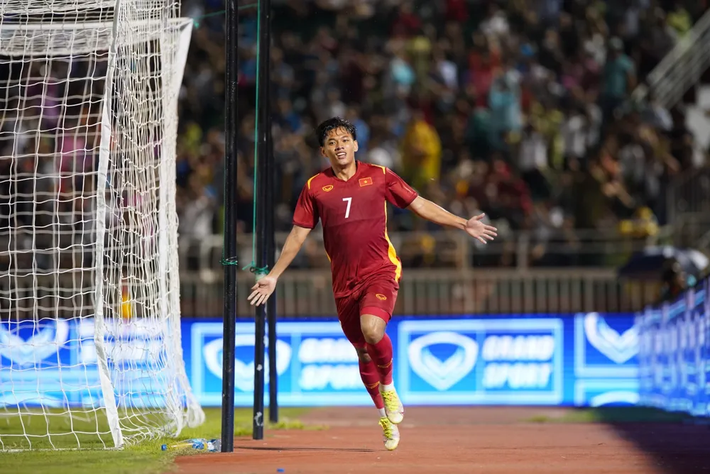 Đội tuyển Việt Nam dễ dàng đánh bại Singapore ảnh 2