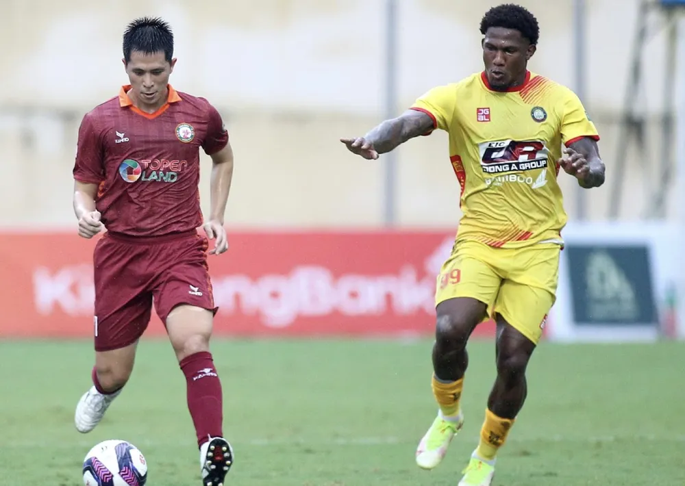 Vòng 17 V-League 2022: Thanh Hóa bất ngờ đánh bại Bình Định ảnh 1