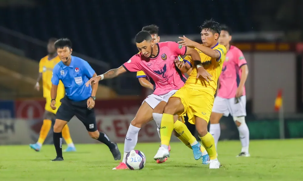 Hà Tĩnh dự báo có trận cầu khó khăn khi tiếp SLNA rất khát điểm. ẢNH: XUÂN THỦY